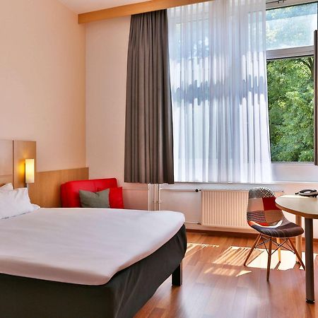 Ibis Berlin City Sued Berlim Exterior foto