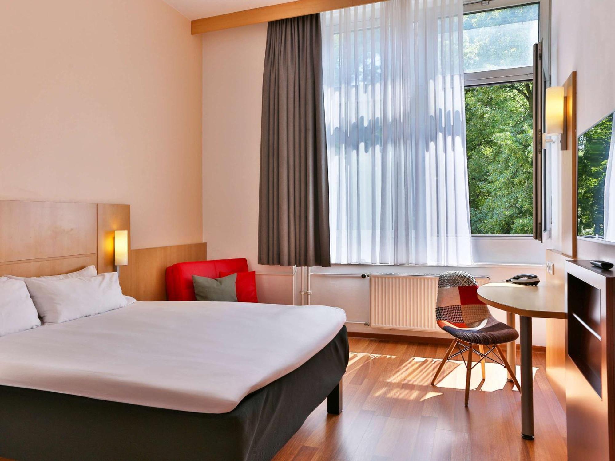Ibis Berlin City Sued Berlim Exterior foto
